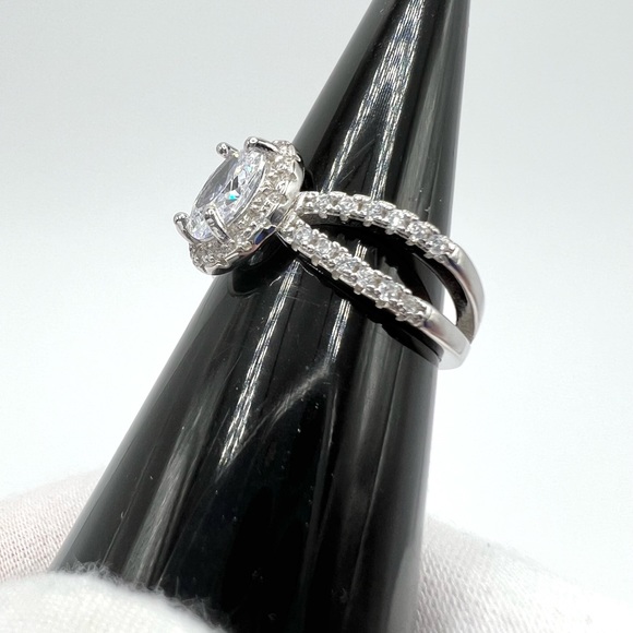 Sale $18 Firm! 925 Sterling Silver Cz Ring - Picture 7 of 17